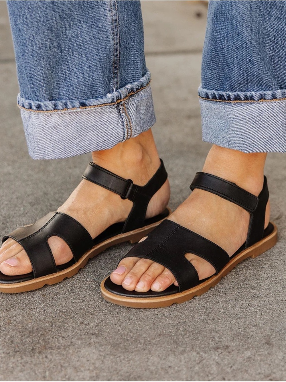 Sorel Ella III Ankle Strap Black Leather Strappy Comfort Sandals
